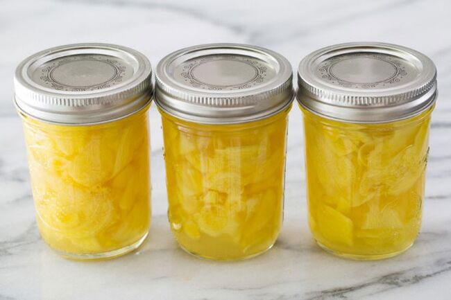 Self-pickled ginger will bring great benefits for a man. 